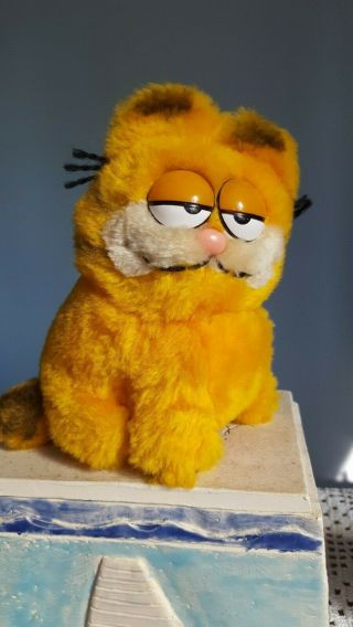 Vintage 1981 Garfield 5 " Dakin Plush Stuffed Cat Toy