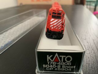 kato n scale locomotive sd 40 - 2 5904 8
