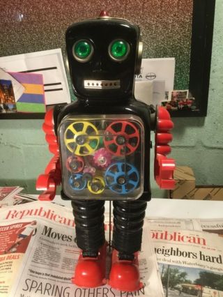 Wheel Gear Robot Huge Tin And Plastic Battery Operated