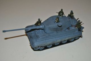Wwii German Tiger Ii Heavy Tank With Riders 1/72 Scale Built