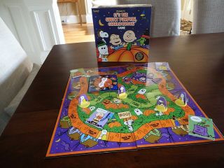 Peanuts It ' s the Great Pumpkin Charlie Brown Halloween Board Game COMPLETE 3