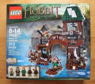 Lego The Hobbit 79016 Attack On Lake - Town 313pcs 2014