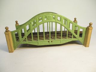 Lionel 104 Single Span Bridge Cream And Apple Green Standard Gauge X893