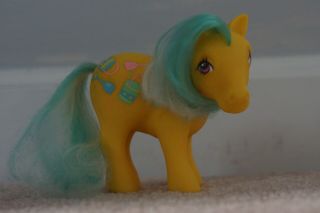 My Little Pony Generation 1 Year 7 Color Changing Sunshine Pony Sand Digger