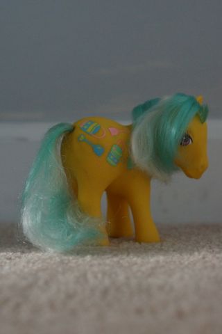 My Little Pony Generation 1 Year 7 Color Changing Sunshine Pony Sand Digger 4