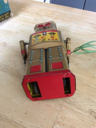 Golden Robot 1950’s.  Cond / Box 3
