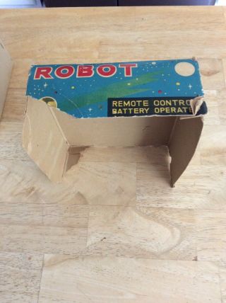 Golden Robot 1950’s.  Cond / Box 8