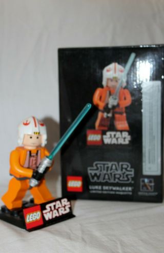 Lego Star Wars Limited Edition Luke Skywalker Maquette (gentle Giant)