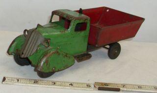Wyandotte 1930s Dump Truck With Head Lights Pressed Steel Toy