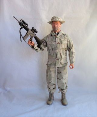 Dragon 1/6 Scale Action Figure In Camo Uniform - Hat - Boots & Rifle Loose
