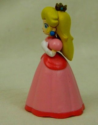 Nintendo Princess PEACH Figurine Toy 2008 2