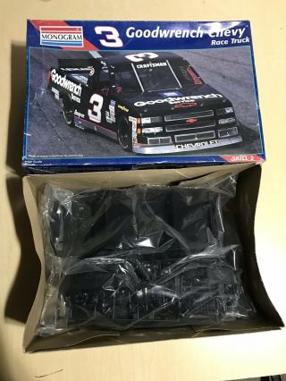 Monogram Goodwrench 3 Chevrolet Chevy Race Truck 1/24