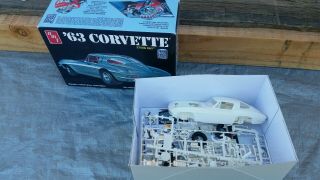 AMT/Round2 ' 63 Corvette Car Model Kit AMT861/12 builder seems complete w/instr 4