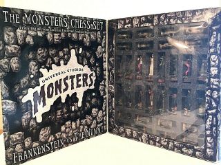 Universal Studios Monsters Chess Set Frankenstein Vs Mummy by Spencers Gifts 3
