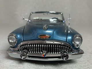 Danbury 1953 Buick Skylark,  1:24,  Reef Blue (metallic),  No