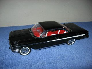 1961 Chevrolet Impala Black 1:18 Scale Sun Star Opening Doors,  Hood & Trunk