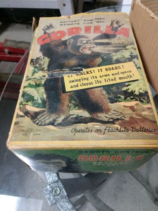 1950’s Nomura Japan Tin Battery Operated Toy Gorilla (King Kong) 7
