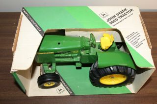 1/16 John Deere 5020 Tractor Classic Model 2
