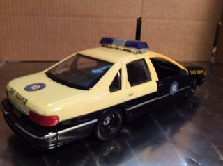 FLORIDA HIGHWAY PATROL STATE TROOPER 1/24 Chevy Caprice loose paint 4