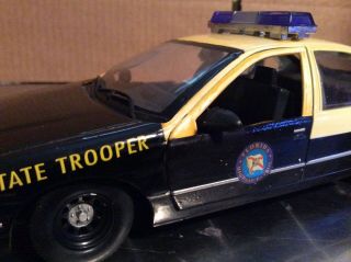 FLORIDA HIGHWAY PATROL STATE TROOPER 1/24 Chevy Caprice loose paint 8