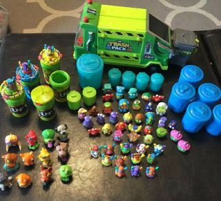 Trash Pack Garbage Truck,  4 Uft Launchers,  12 Cans,  47 Tp & 12 Grossery Gang