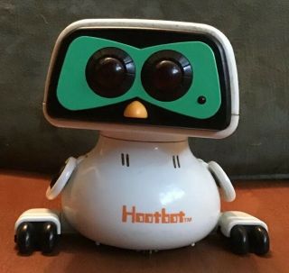 Vintage 1985 Tomy Hootbot Toy Robot Owl