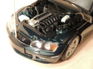 Like UT MODELS 1:18 Die Cast BMW Z3 2.  8 Coupe Deep Green. 3