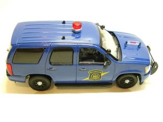 CHEVROLET TAHOE Michigan State Police (FRR 1:43) 4