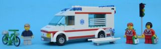 LEGO 4431 - Ambulance - City / Hospital - 2012 - complete 2