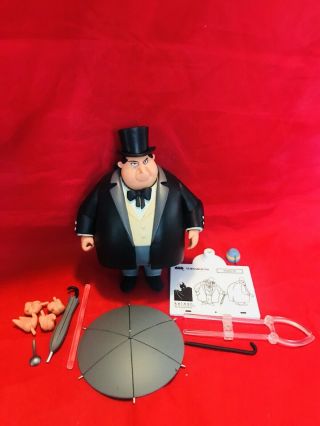 Dc Collectibles Batman The Animated Series Penguin With Accessories
