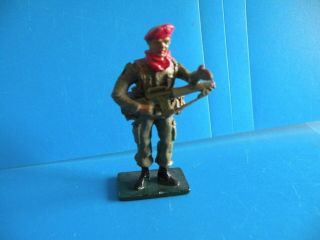Elite Force Unimax Team U.  S Army Nato Metal Toy Figure Soldier Red Beret Hat A4