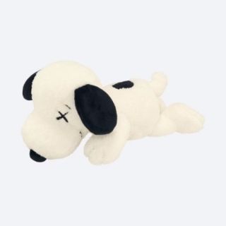 Kaws X Uniqlo X Peanut Snoopy Companion Plush Toy Small