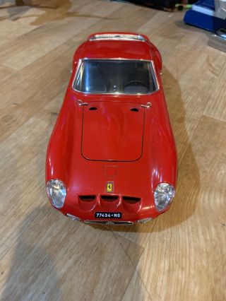 Burago Ferrari Gto Red 1:18 Scale Diecast Collectible Model Car