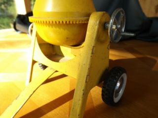 Nylint Ford Toy Cement Mixer - Vintage 7