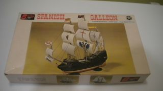 Vintage Sterling Models Spanish Galleon Deluxe Wood Ship Model Kit Kit G1