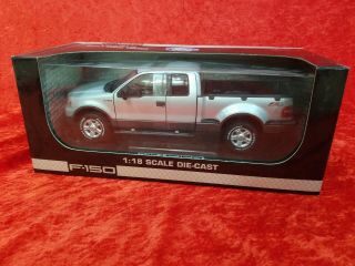 Beanstalk 2004 Ford F - 150 4x4 Pickup Truck Off - Road 1:18 Scale Diecast Model
