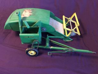 Vintage Ertl John Deere Farm Toy Combine Diecast 1/16 Scale
