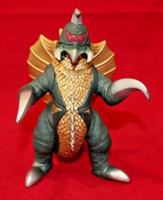 2002 Toho Bandai Godzilla Gigan Action Figure 6.  5 " Monster Kaiju Green