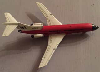 Aero Mini Boeing 727 " Braniff International " Diecast Red Japan