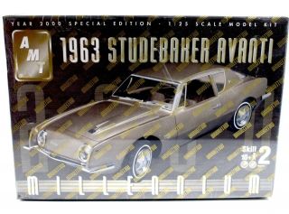 1963 Studebaker Avanti Year 2000 Special Edition Amt Ertl 1:25 Model Kit 30268