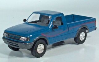 Amt Ertl 1993 Ford Ranger Stx 4x4 Brilliant Blue Metallic Scale Model Pickup