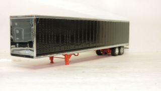 Dcp 1/64 Black/chrome/red Tandem Axle 53ft Dry Van Trailer
