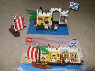 Vintage Lego Set Lagoon Lock Up - 6267 - 99 Complete