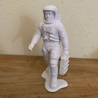 Vintage 1970 Louis & Marx Plastic Astronaut Space Figure White Moon Landing
