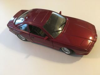 Maisto 1:18 Scale Red 1990 Bmw 850i Coupe E31 Diecast Model Car