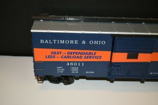 Aristo - craft 46011 Baltimore & Ohio Steel Box Car,  G - Scale 7