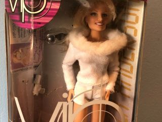 Pamela Anderson VIP Valerie Irons Doll NRFP 2000 Play Along 3