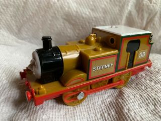 Thomas And Friends Trackmaster Motorized Engine Stepney With Red Flat Car