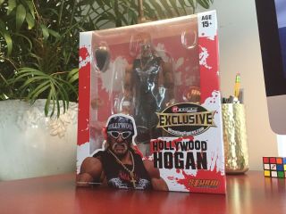 Wwe Storm Collectibles Hollywood Hulk Hogan - Ringside Exclusive Red And White.