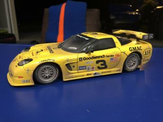 Action 1:18 Scale Dale Earnhardt 2001 Corvette C5r 3 Raced Version